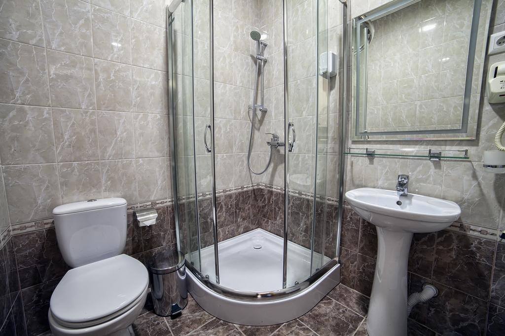 Ethno Boutique Hotel أوش الغرفة الصورة