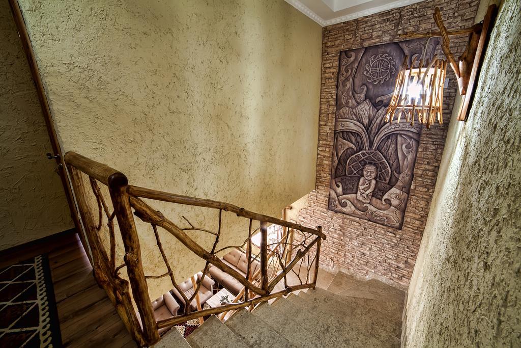 Ethno Boutique Hotel أوش المظهر الخارجي الصورة